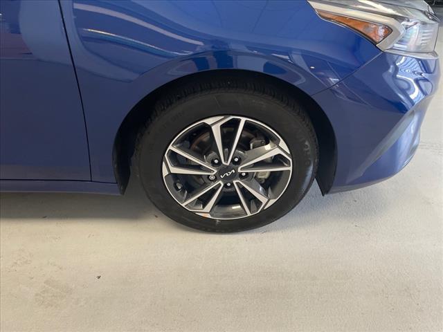 2023 Kia Forte LXS - Photo 33
