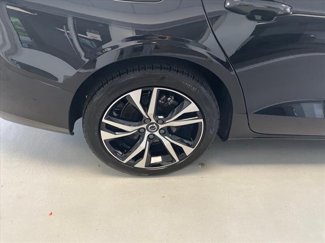 2024 Volvo S60 B5 Core Dark Theme - Photo 33