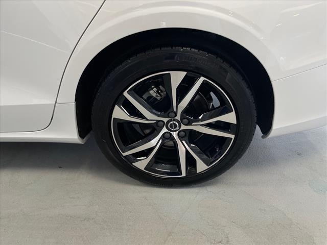 2024 Volvo S60 B5 Core Dark Theme - Photo 33