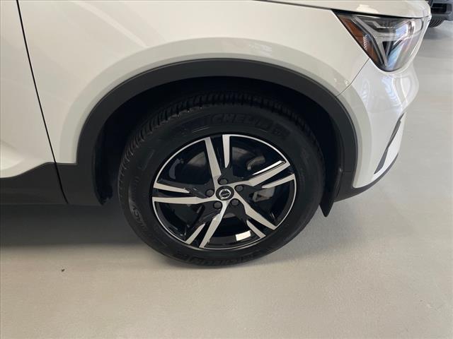 2025 Volvo XC40 B5 Core Bright Theme - Photo 33