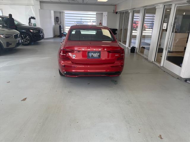 2024 Volvo S60 B5 Plus Dark Theme - Photo 34