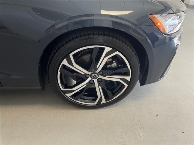 2025 Volvo S60 B5 Core - Photo 34