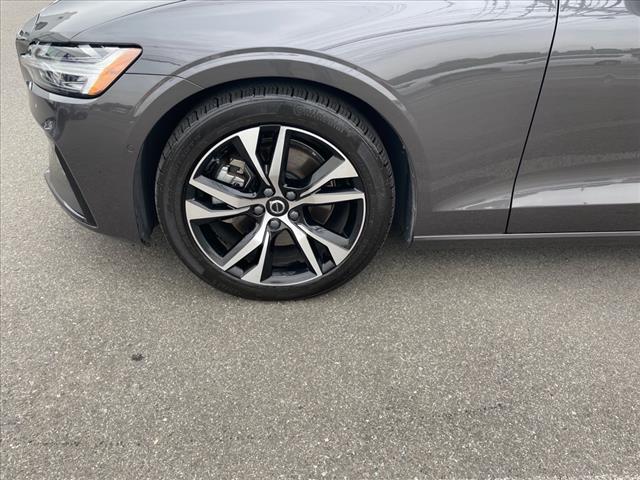 2024 Volvo S60 B5 Plus Dark Theme - Photo 34