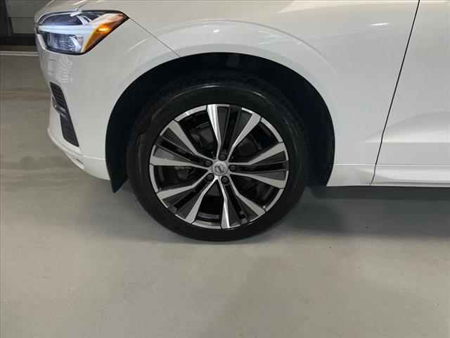 2022 Volvo XC60 B5 Momentum - Photo 34