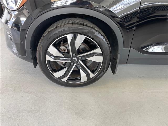 2024 Volvo XC40 B5 Plus Dark Theme - Photo 34