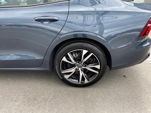 2024 Volvo S60 B5 Core Dark Theme - Photo 35