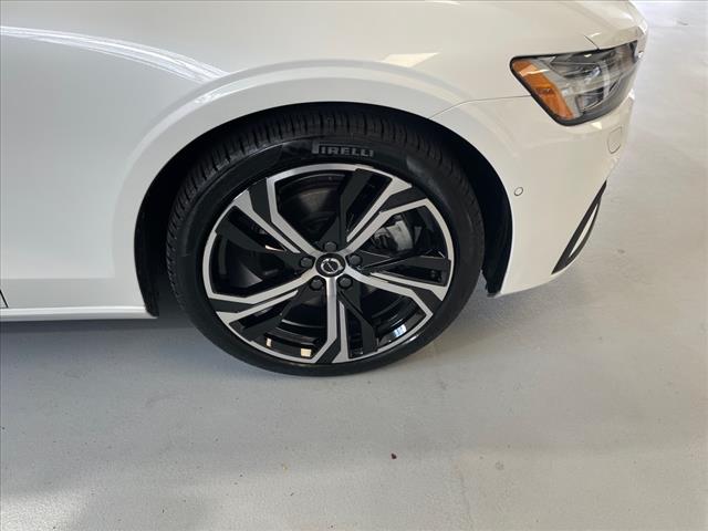 2024 Volvo S60 B5 Plus Dark Theme - Photo 36
