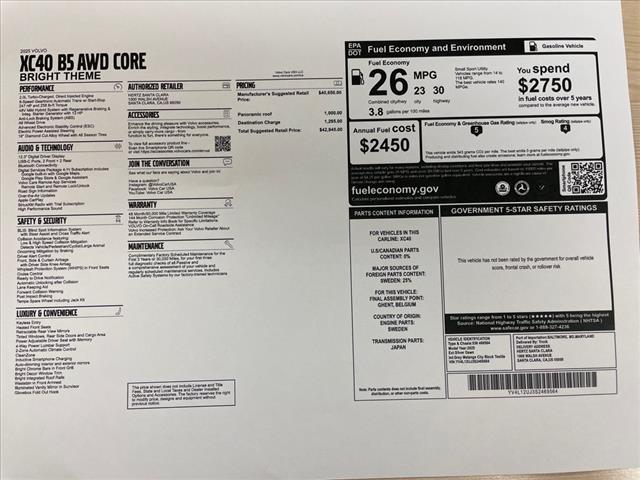2025 Volvo XC40 B5 Core Bright Theme - Photo 36