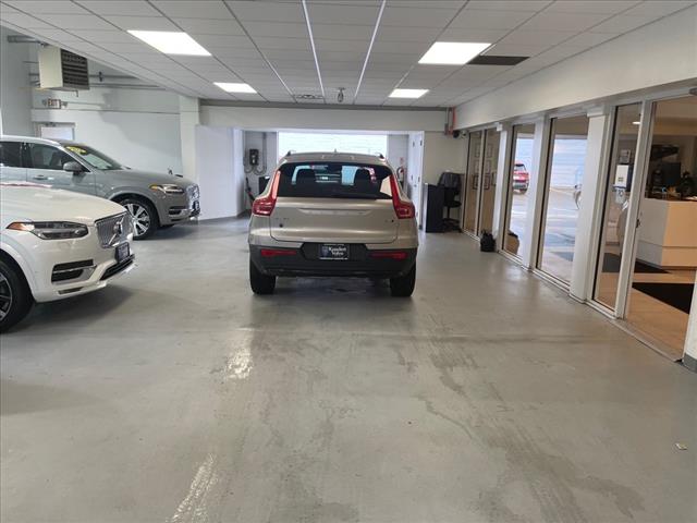 2023 Volvo XC40 B5 Plus Dark Theme - Photo 36