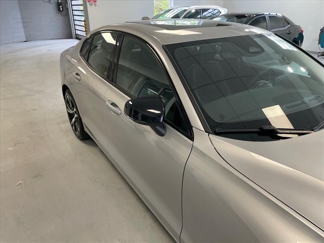 2024 Volvo S60 B5 Core Dark Theme - Photo 3