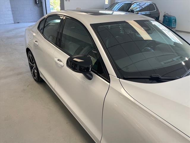 2024 Volvo S60 B5 Plus Dark Theme - Photo 3