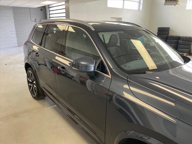 2022 Volvo XC90 T6 Momentum 7 Passenger - Photo 3
