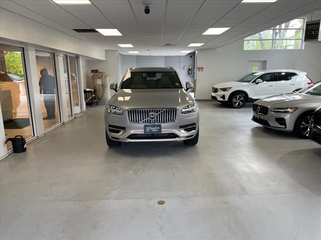 2024 Volvo XC90 Recharge T8 Ultimate Bright Theme 7-Seater - Photo 43