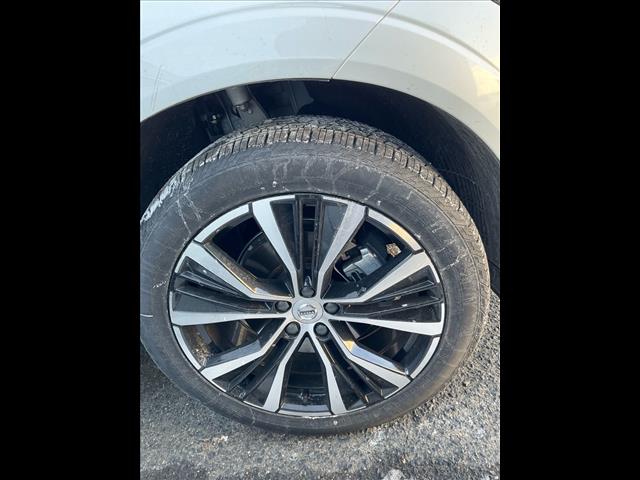 2024 Volvo S60 B5 Plus Dark Theme - Photo 4