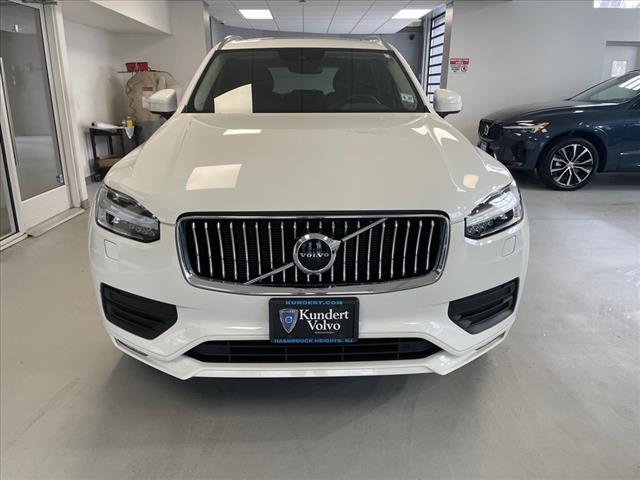 2022 Volvo XC90 T5 Momentum 7 Passenger - Photo 4