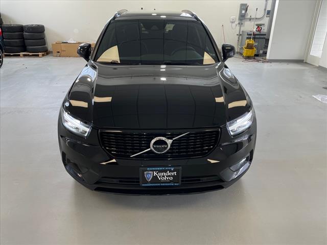 2022 Volvo XC40 T5 R-Design - Photo 4
