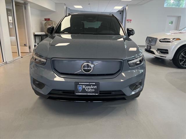 2022 Volvo XC40 Recharge Twin Ultimate - Photo 4