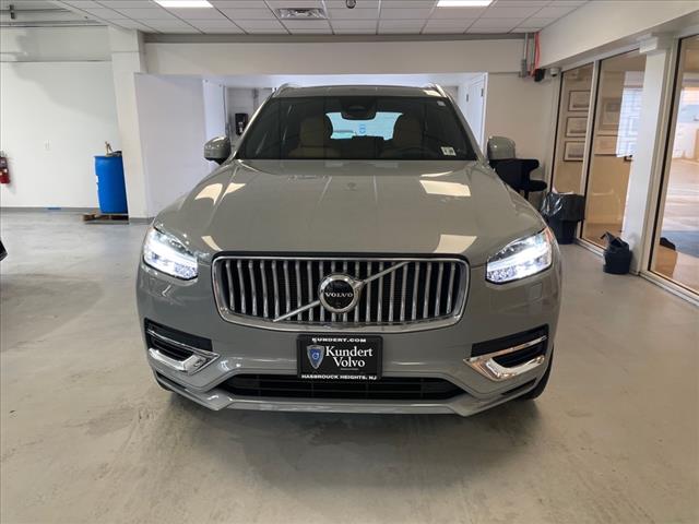 2024 Volvo XC90 Recharge T8 Ultimate Bright Theme 7-Seater - Photo 4
