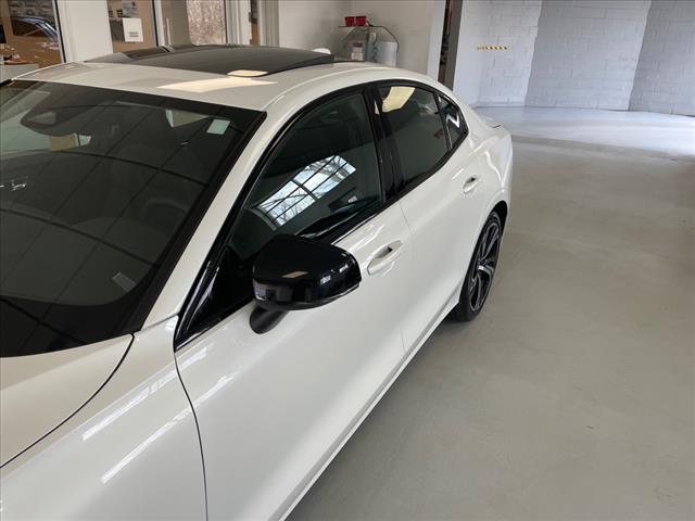 2024 Volvo S60 B5 Plus Dark Theme - Photo 5