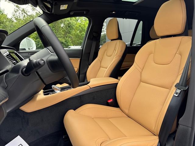 2025 Volvo XC90 B6 Ultra - Photo 5
