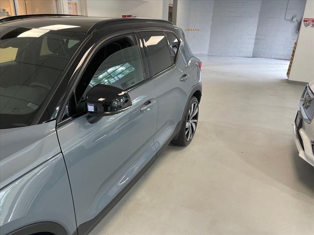 2022 Volvo XC40 Recharge Twin Ultimate - Photo 5