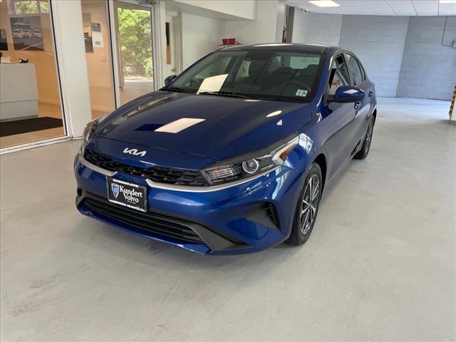 2023 Kia Forte LXS - Photo 6