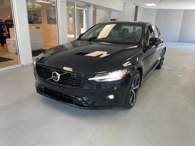 2024 Volvo S60 B5 Plus Dark Theme - Photo 6