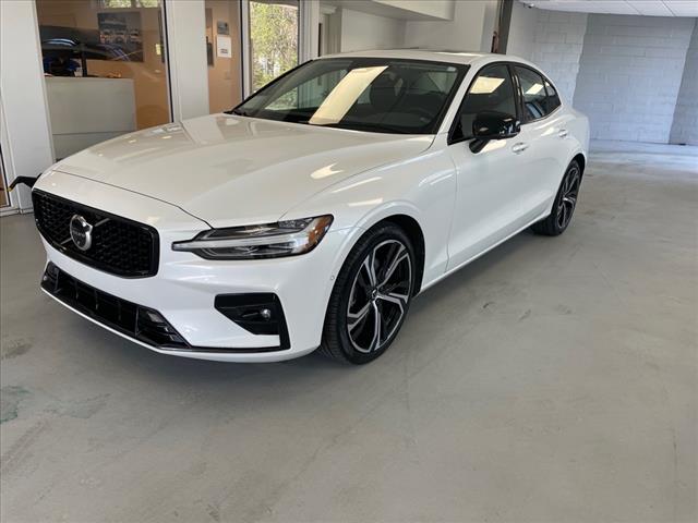 2024 Volvo S60 B5 Plus Dark Theme - Photo 7