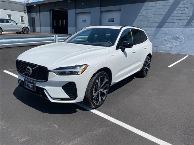 2022 Volvo XC60 Recharge T8 R-Design - Photo 7