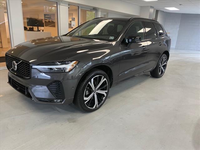 2022 Volvo XC60 B5 R-Design - Photo 7