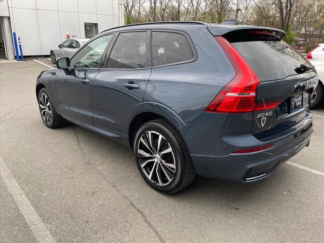 2023 Volvo XC60 B5 Plus Dark Theme - Photo 7