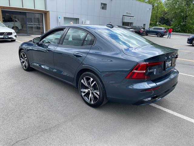 2024 Volvo S60 B5 Core Dark Theme - Photo 9