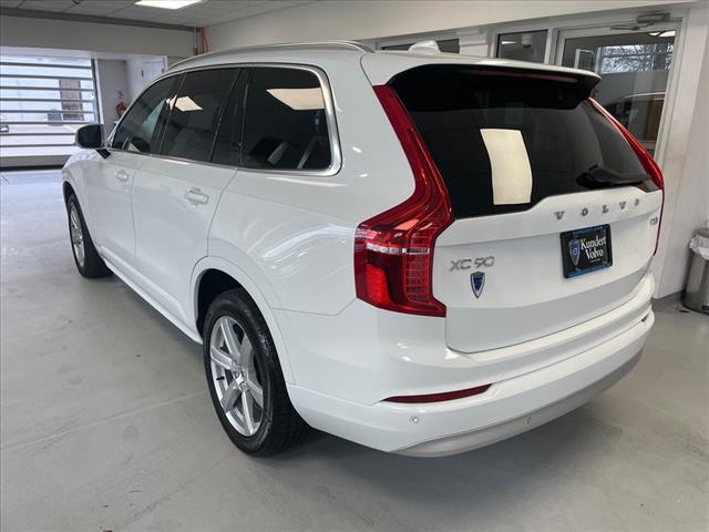 2022 Volvo XC90 T5 Momentum 7 Passenger - Photo 9