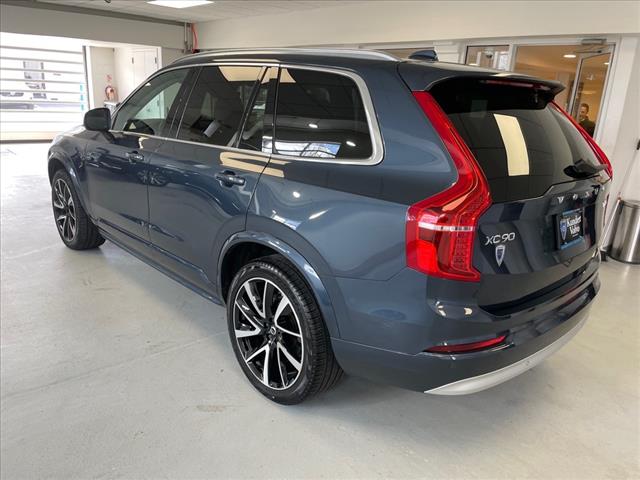 2022 Volvo XC90 T6 Momentum 7 Passenger - Photo 9