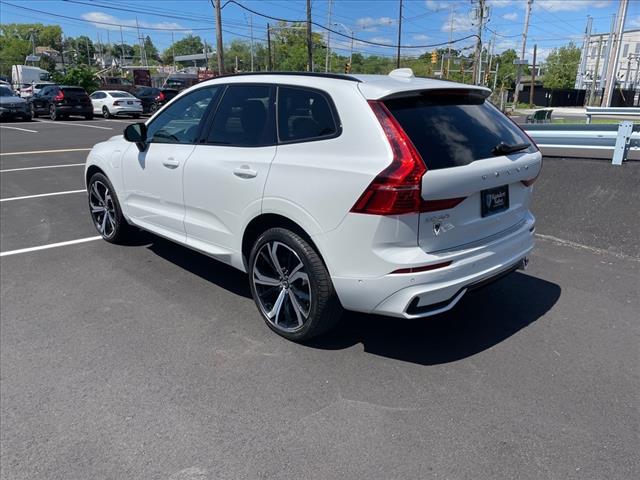 2022 Volvo XC60 Recharge T8 R-Design - Photo 9