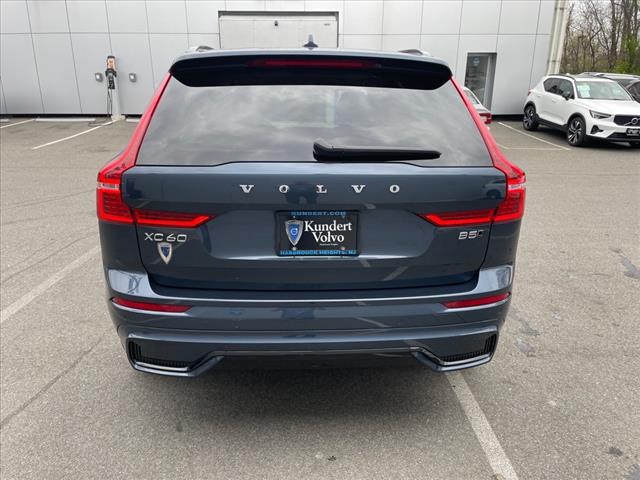2023 Volvo XC60 B5 Plus Dark Theme - Photo 9