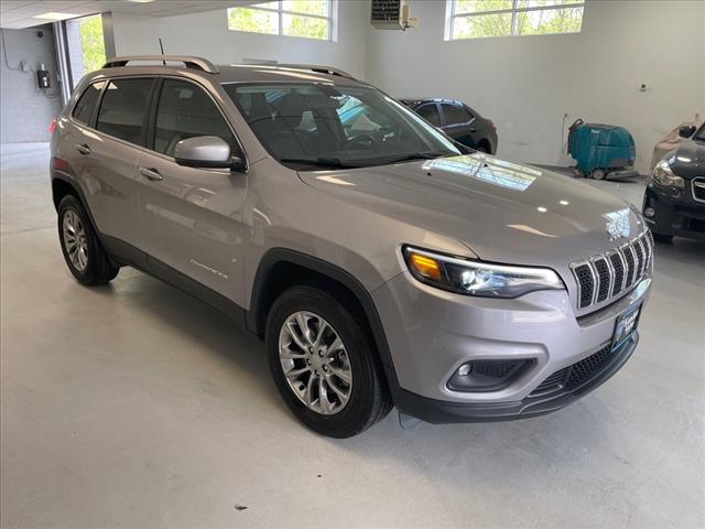 2019 Jeep Cherokee Latitude Plus, 1C4PJMLB0KD429702, Stock Number: 25389A
