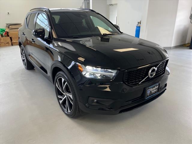 2022 Volvo XC40 T5 R-Design, YV4162UM5N2712816, Stock Number: 32404