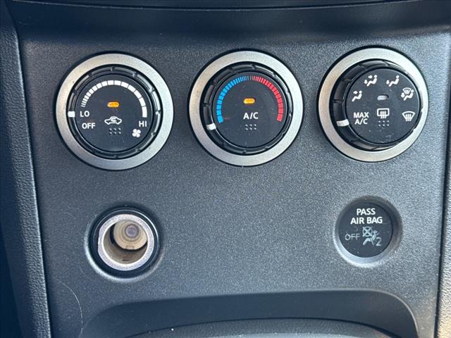 2013 Nissan Rogue SV w/SL Package