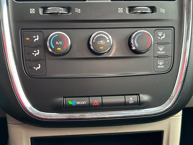 2016 Dodge Grand Caravan SE