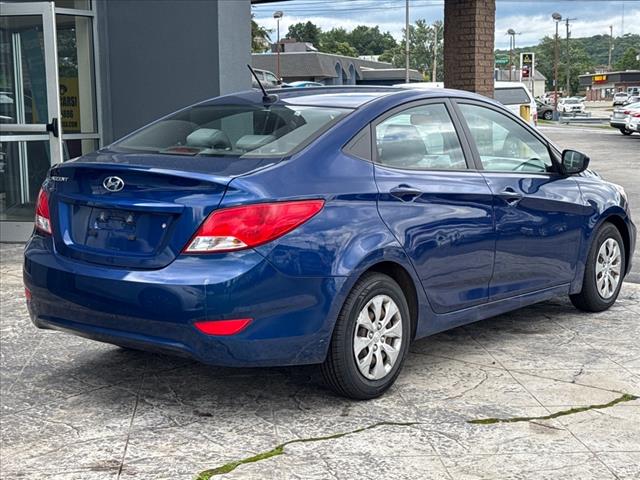 2017 Hyundai ACCENT SE