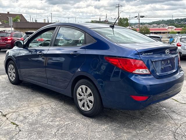 2017 Hyundai ACCENT SE