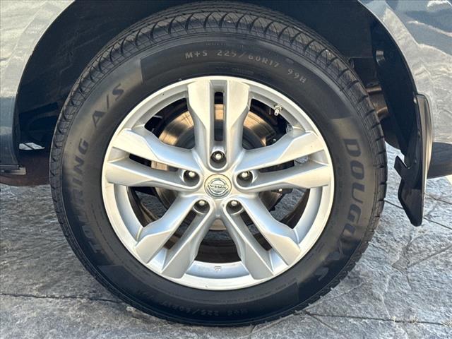 2013 Nissan Rogue SV w/SL Package