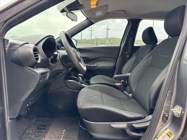 2020 Nissan Kicks S