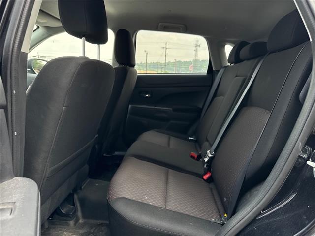 2019 Mitsubishi Outlander Sport LE