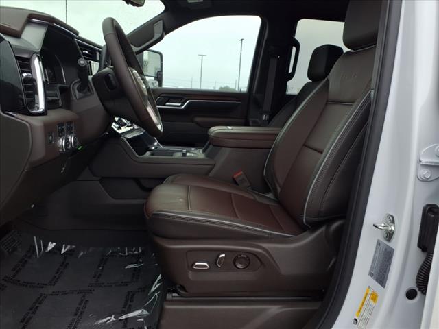 2025 GMC Sierra 2500HD Denali