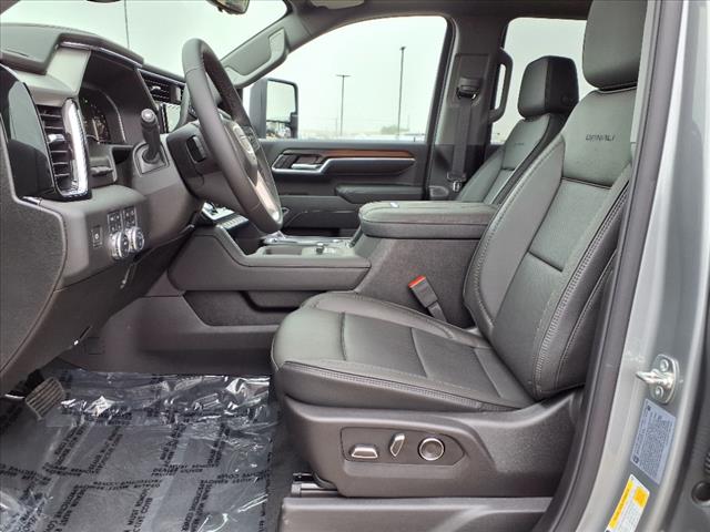 2025 GMC Sierra 2500HD Denali