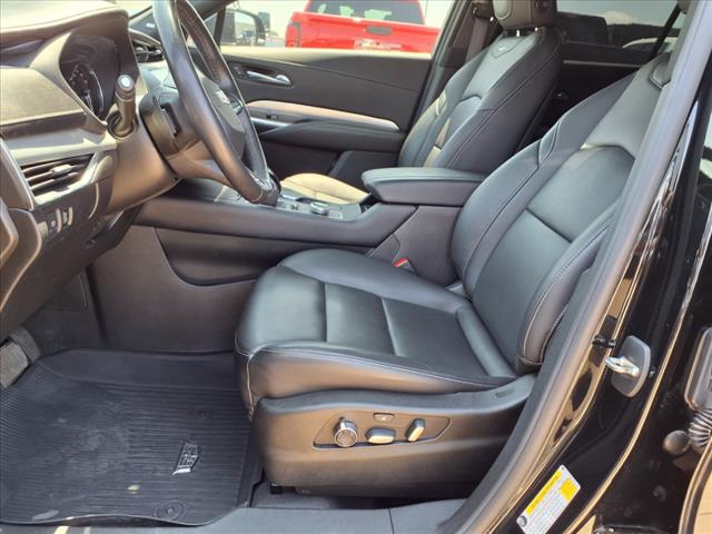 2021 Cadillac XT4 Premium Luxury