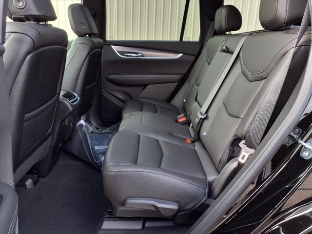 2025 Cadillac XT6 Luxury