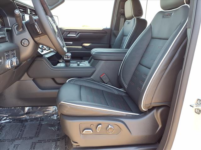 2025 GMC Sierra 1500 AT4X